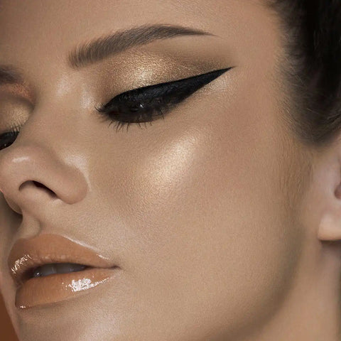 The Royalty I & II Loose Highlighter